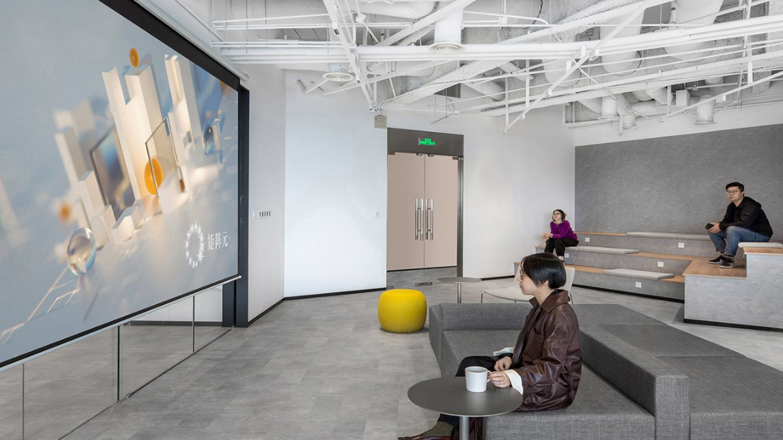 上海辦公室設計：創(chuàng)意與實用并重的裝修方案