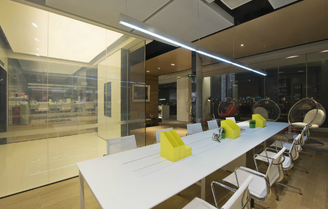 上海辦公室裝修設計：木地板鋪設，扣條究竟需不需要？