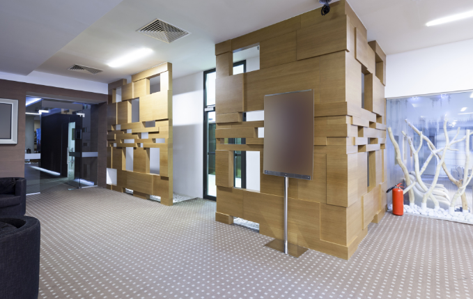 上海辦公室裝修設(shè)計：如何慧眼識珠，挑選護眼臺燈？