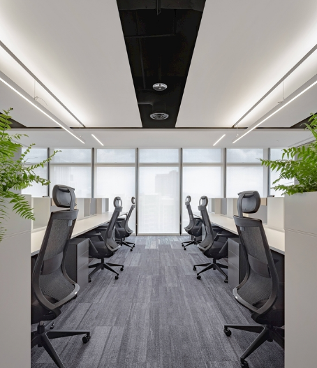 上海辦公室裝修:頂部設(shè)計(jì)如何打造獨(dú)特魅力空間?